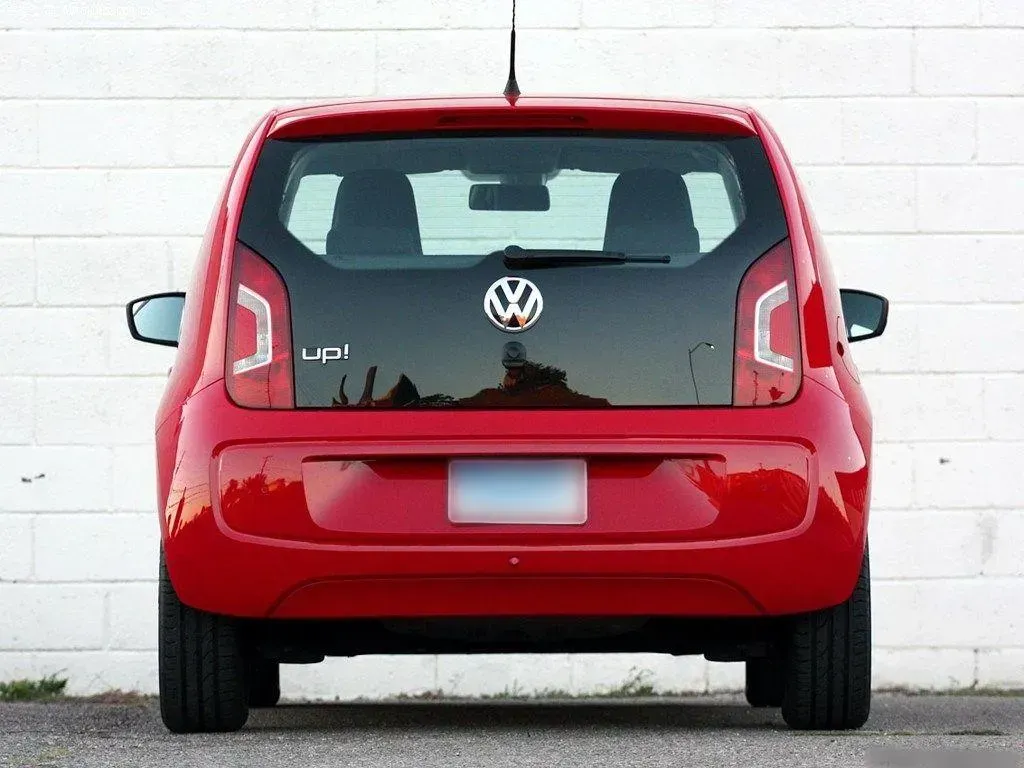 2015 Volkswagen up! 1.0L 75HP L3 5AMT,autocango,china used car exporter,china ev exporter,chinese used car exporter,chinese used ev exporter