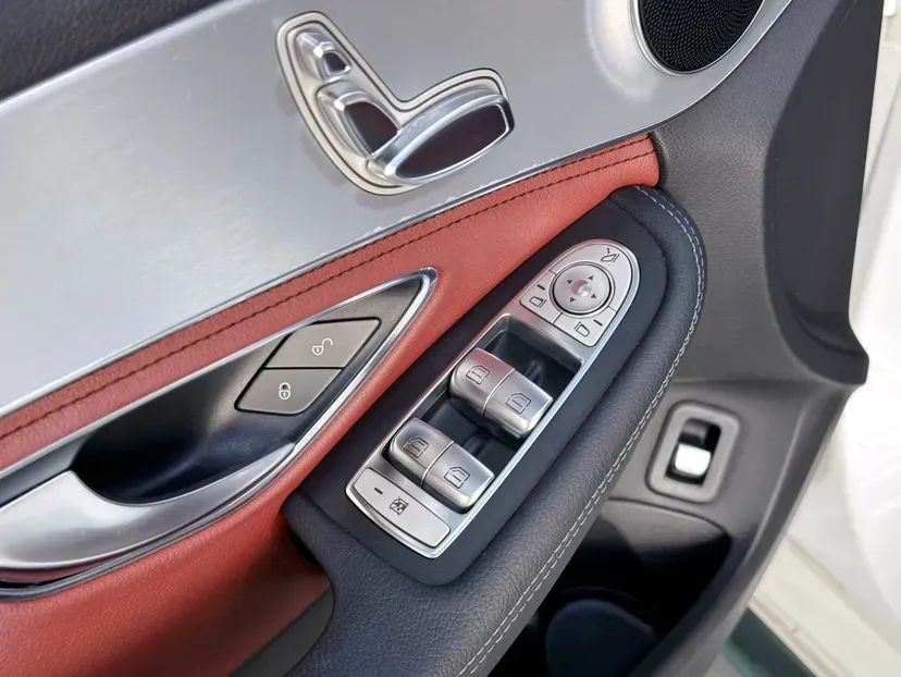 2018 Mercedes-Benz C Class 2.0T 184HP L4 9AT,autocango,china used car exporter,china ev exporter,chinese used car exporter,chinese used ev exporter