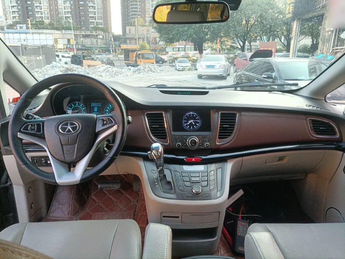 2016 JAC Refine M5 2.0T 177HP L4 5AT,autocango,china used car exporter,china ev exporter,chinese used car exporter,chinese used ev exporter