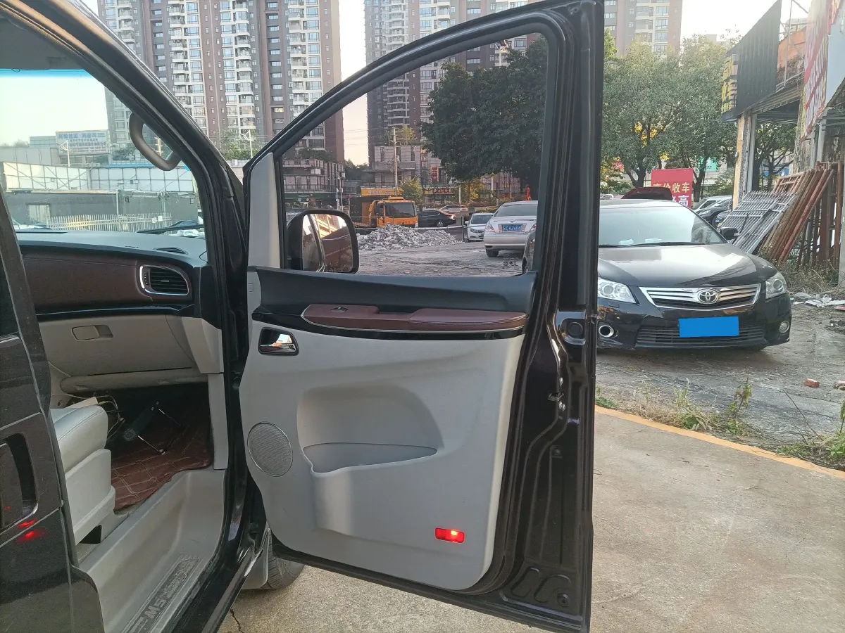 2016 JAC Refine M5 2.0T 177HP L4 5AT,autocango,china used car exporter,china ev exporter,chinese used car exporter,chinese used ev exporter