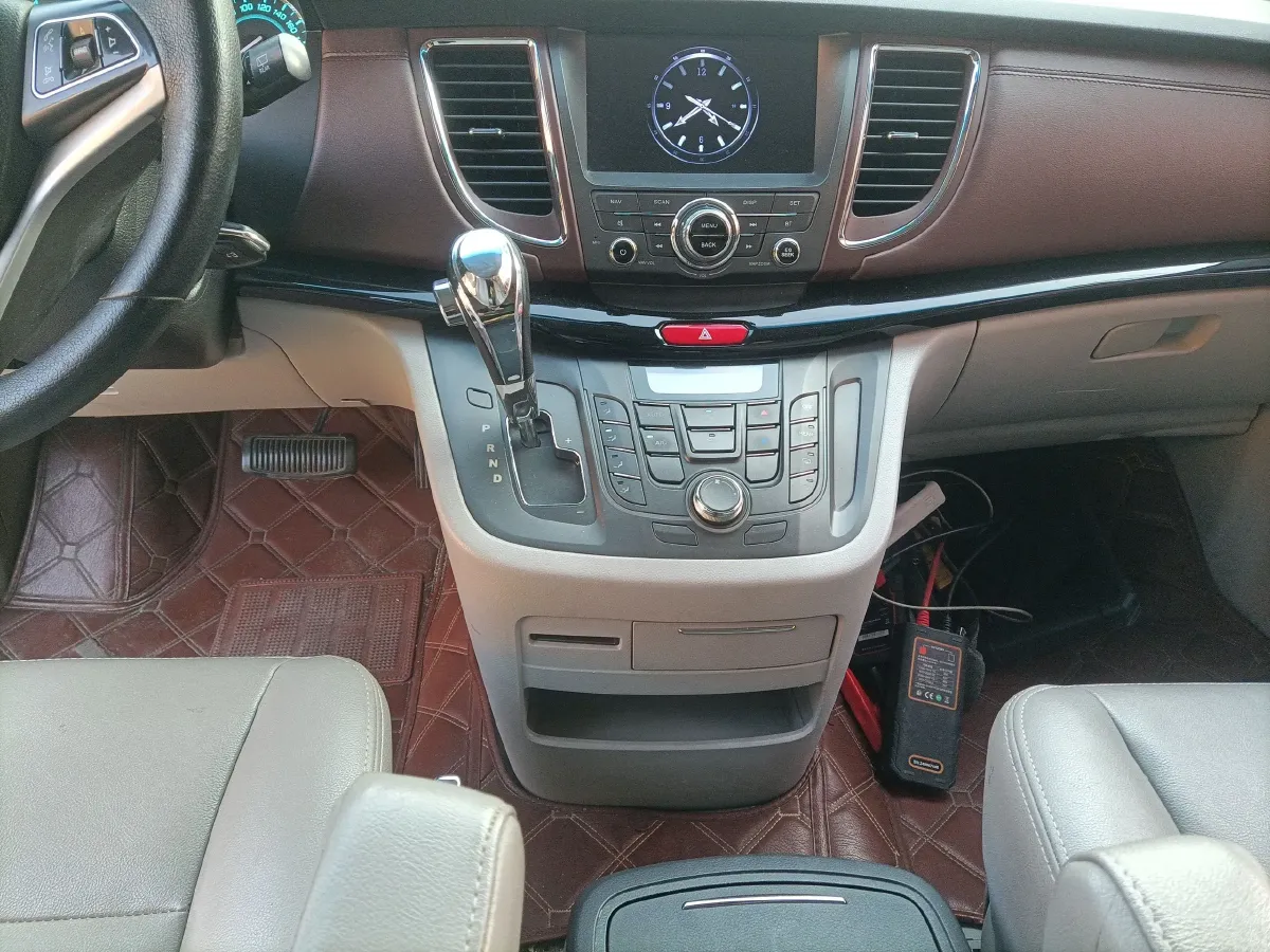 2016 JAC Refine M5 2.0T 177HP L4 5AT,autocango,china used car exporter,china ev exporter,chinese used car exporter,chinese used ev exporter