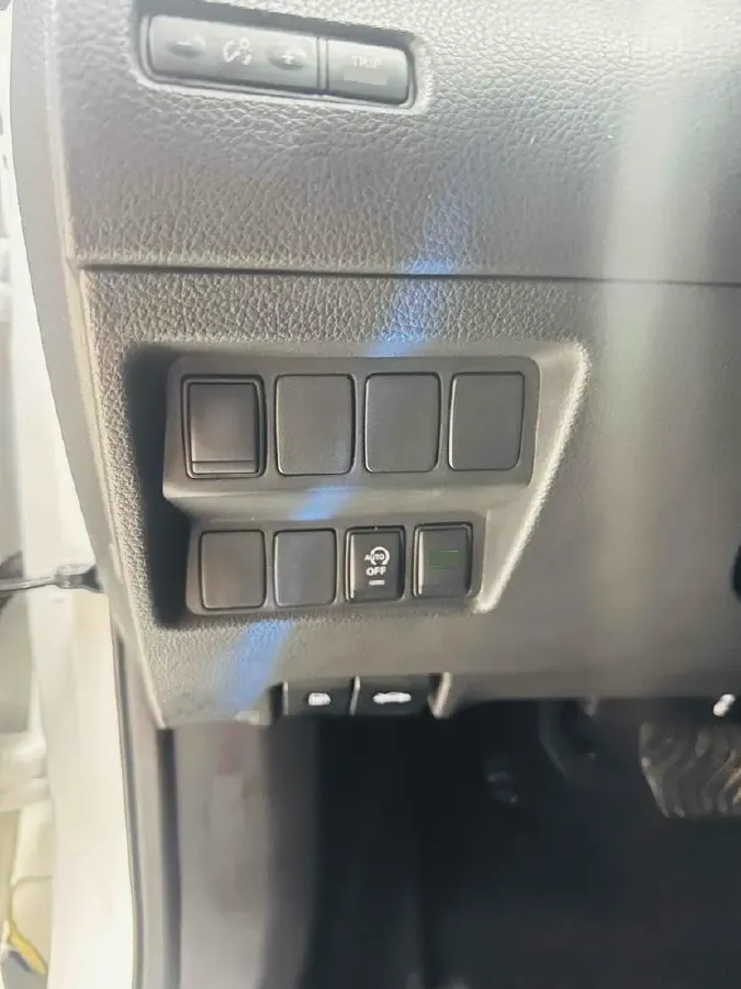 2022 Nissan X-Trail 2.0L 151HP L4 CVT,autocango,china used car exporter,china ev exporter,chinese used car exporter,chinese used ev exporter