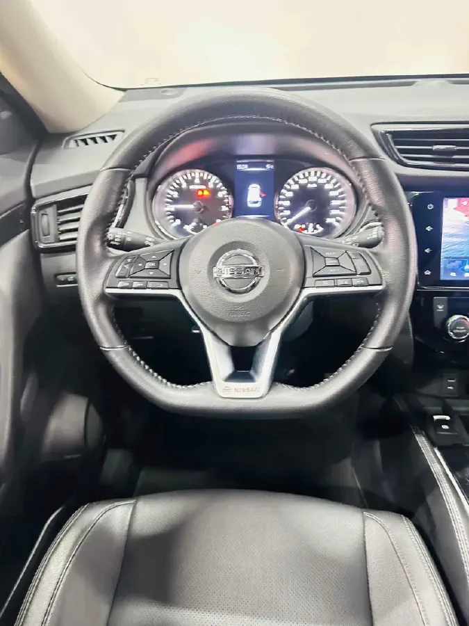 2022 Nissan X-Trail 2.0L 151HP L4 CVT,autocango,china used car exporter,china ev exporter,chinese used car exporter,chinese used ev exporter