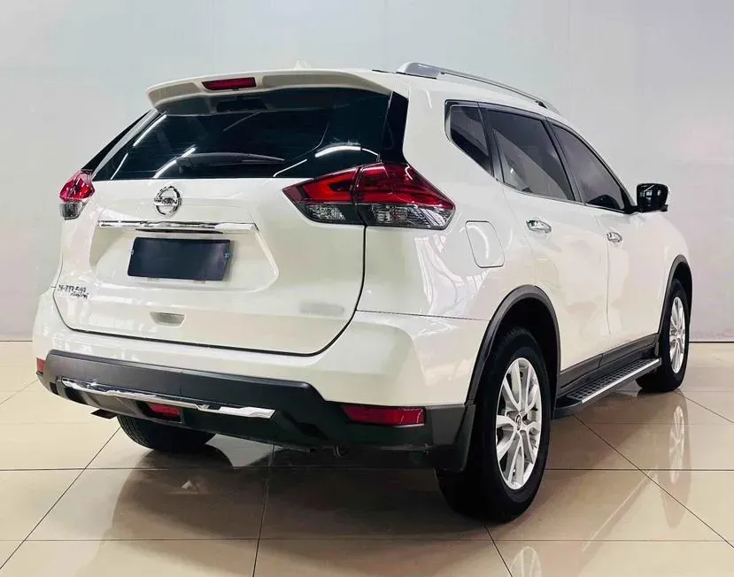 2022 Nissan X-Trail 2.0L 151HP L4 CVT,autocango,china used car exporter,china ev exporter,chinese used car exporter,chinese used ev exporter