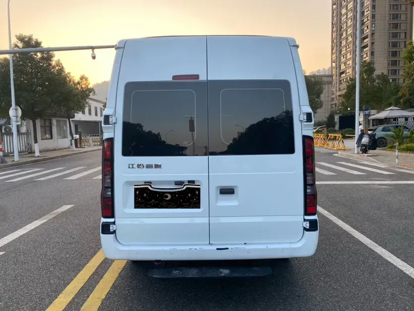 2023 JMC FuShun 2.0T 146HP L4 6MT,autocango,china used car exporter,china ev exporter,chinese used car exporter,chinese used ev exporter