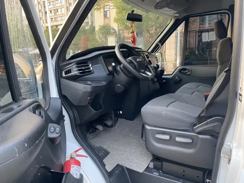 2023 JMC FuShun 2.0T 146HP L4 6MT,autocango,china used car exporter,china ev exporter,chinese used car exporter,chinese used ev exporter