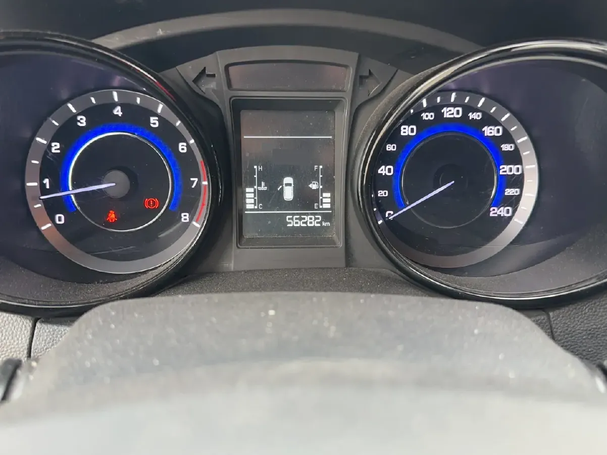 2016 ChangAn CS15 1.5L 107HP L4 5MT,autocango,china used car exporter,china ev exporter,chinese used car exporter,chinese used ev exporter