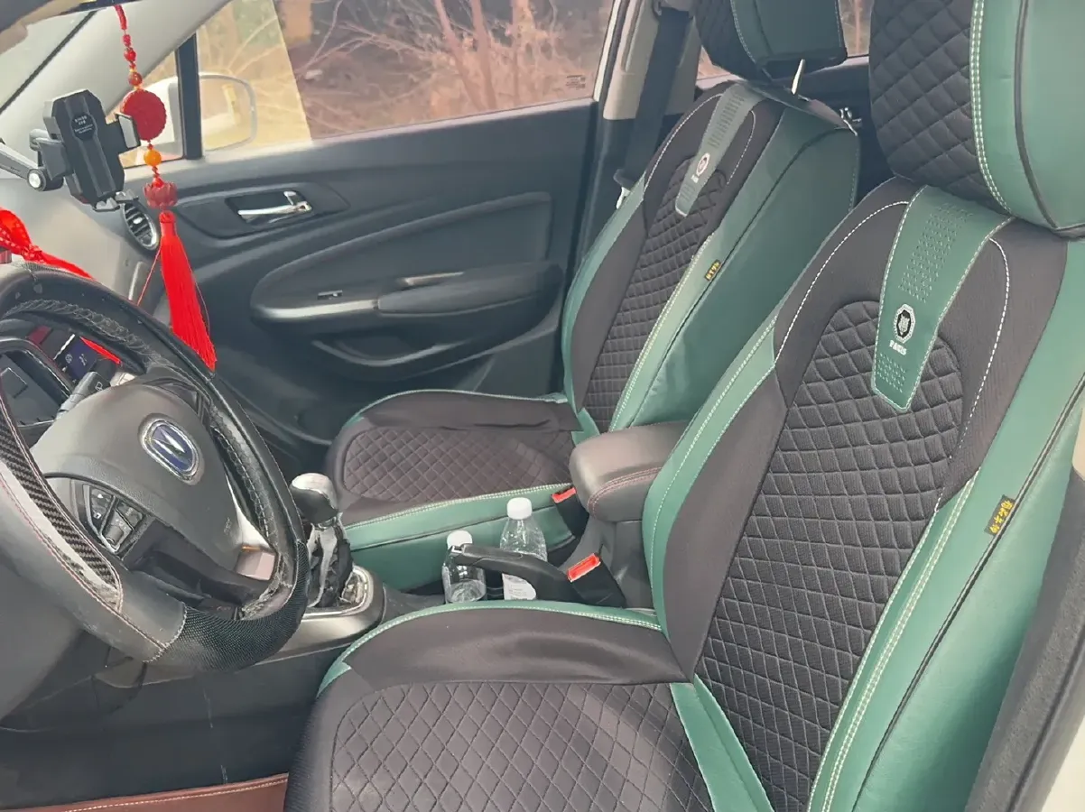 2016 ChangAn CS15 1.5L 107HP L4 5MT,autocango,china used car exporter,china ev exporter,chinese used car exporter,chinese used ev exporter