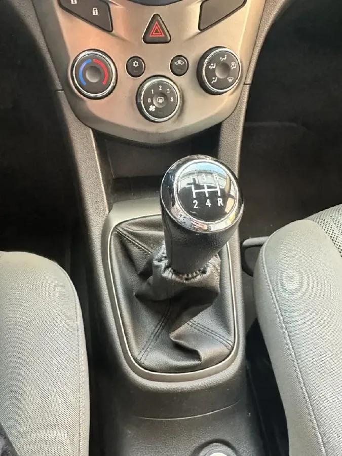 2011 Chevrolet Aveo 1.4L 103HP L4 5MT,autocango,china used car exporter,china ev exporter,chinese used car exporter,chinese used ev exporter