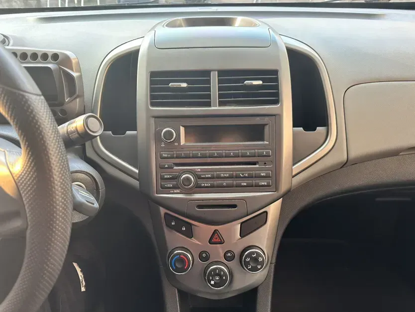 2011 Chevrolet Aveo 1.4L 103HP L4 5MT,autocango,china used car exporter,china ev exporter,chinese used car exporter,chinese used ev exporter