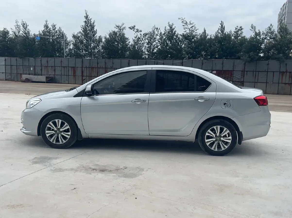 2015 Great Wall C30 1.5L 106HP L4 5MT,autocango,china used car exporter,china ev exporter,chinese used car exporter,chinese used ev exporter