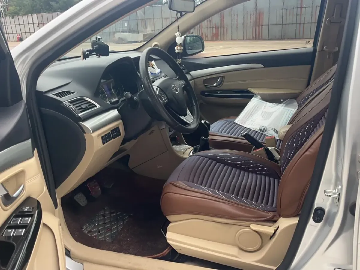 2015 Great Wall C30 1.5L 106HP L4 5MT,autocango,china used car exporter,china ev exporter,chinese used car exporter,chinese used ev exporter