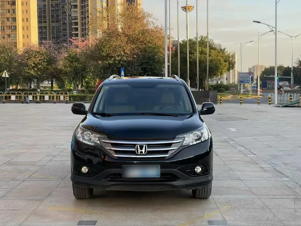 2013 Honda CR-V 2.4L 190HP L4 5AT,autocango,china used car exporter,china ev exporter,chinese used car exporter,chinese used ev exporter