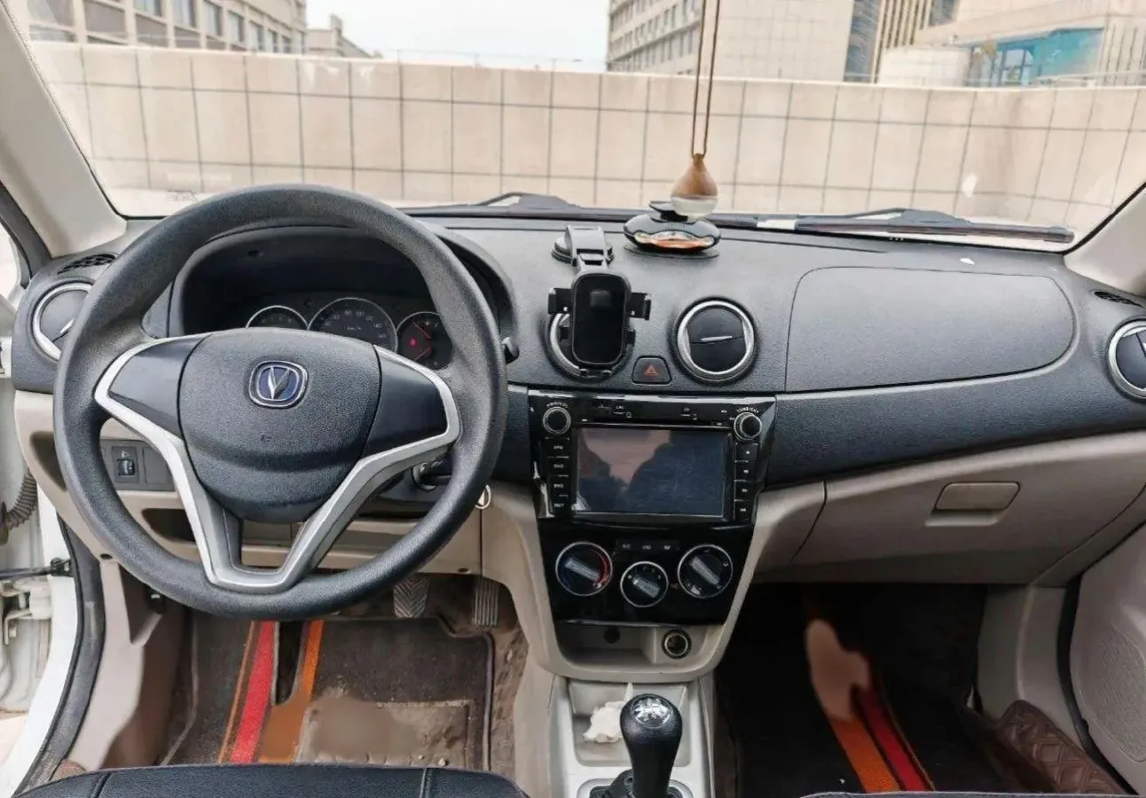 2015 ChangAn Alsvin V3 1.4L 101HP L4 5MT,autocango,china used car exporter,china ev exporter,chinese used car exporter,chinese used ev exporter