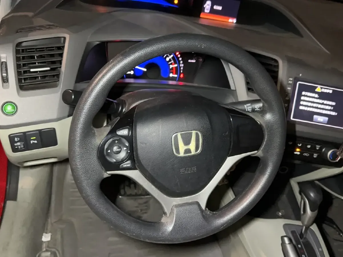 2012 Honda Civic 1.8L 141HP L4 5AT,autocango,china used car exporter,china ev exporter,chinese used car exporter,chinese used ev exporter