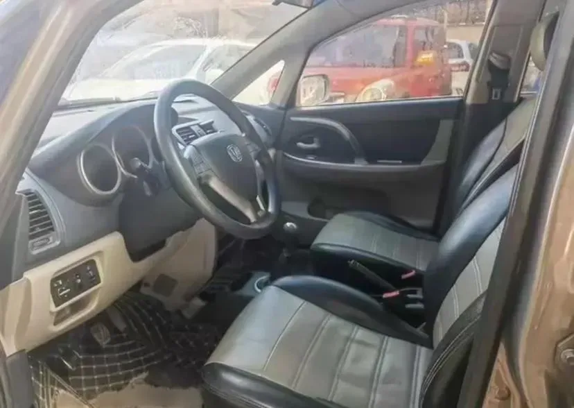 2011 ChangAn CX20 1.3L 86HP L4 5MT,autocango,china used car exporter,china ev exporter,chinese used car exporter,chinese used ev exporter