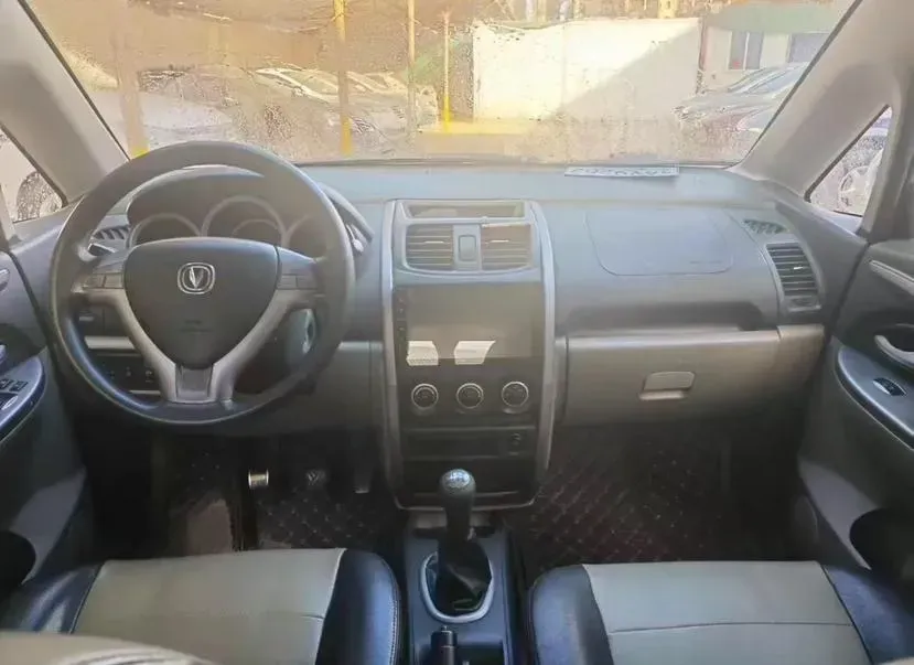 2011 ChangAn CX20 1.3L 86HP L4 5MT,autocango,china used car exporter,china ev exporter,chinese used car exporter,chinese used ev exporter