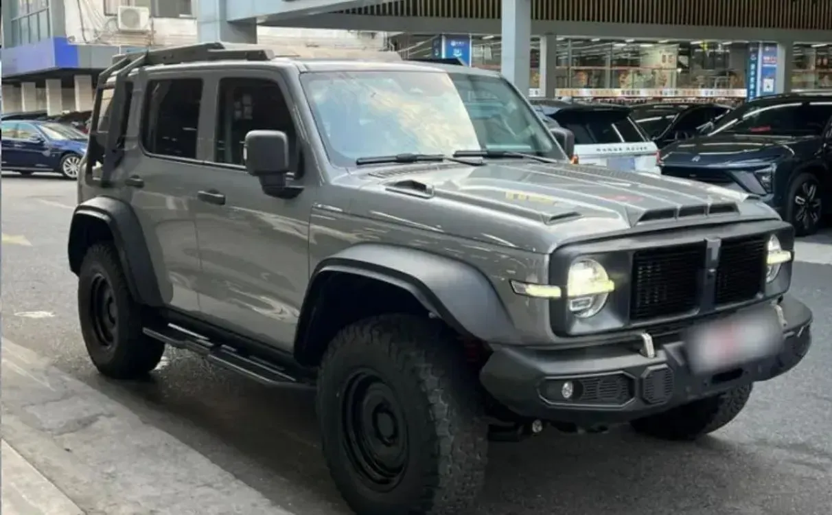 2015 BYD M6 2.4L 167HP L4 6DCT,autocango,china used car exporter,china ev exporter,chinese used car exporter,chinese used ev exporter