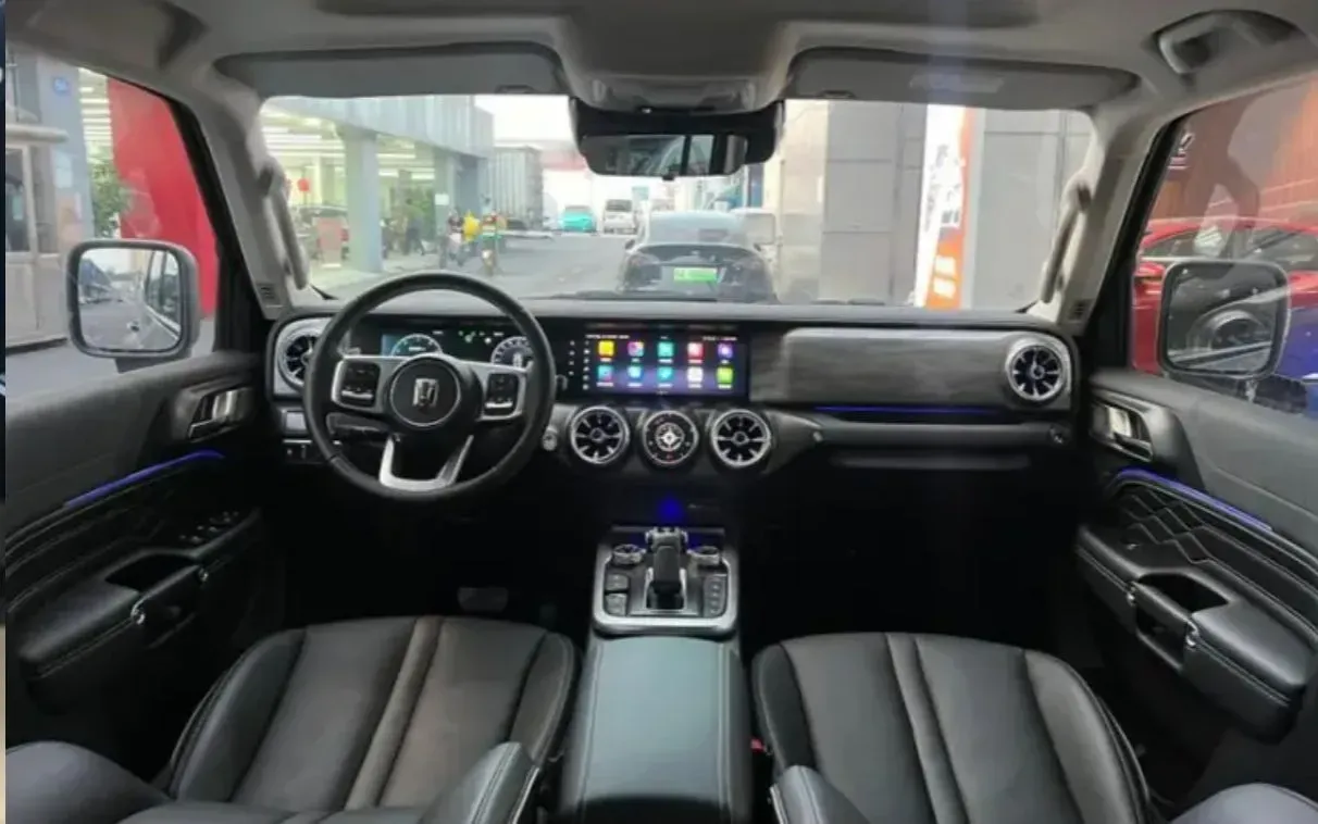 2015 BYD M6 2.4L 167HP L4 6DCT,autocango,china used car exporter,china ev exporter,chinese used car exporter,chinese used ev exporter