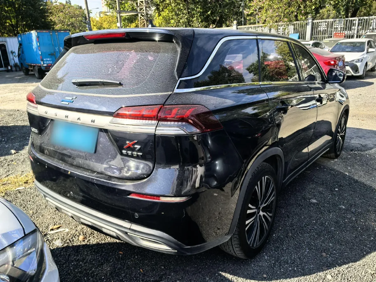 2020 ChangAn Oshan X7 1.5T 178HP L4 7DCT,autocango,china used car exporter,china ev exporter,chinese used car exporter,chinese used ev exporter
