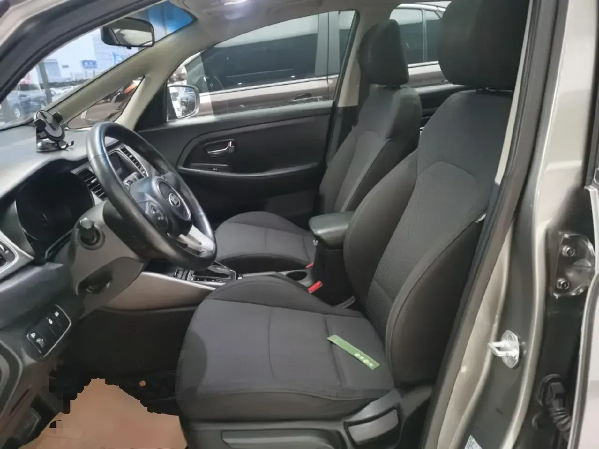 2013 Kia Carens 2.0L 152HP L4 6AT,autocango,china used car exporter,china ev exporter,chinese used car exporter,chinese used ev exporter