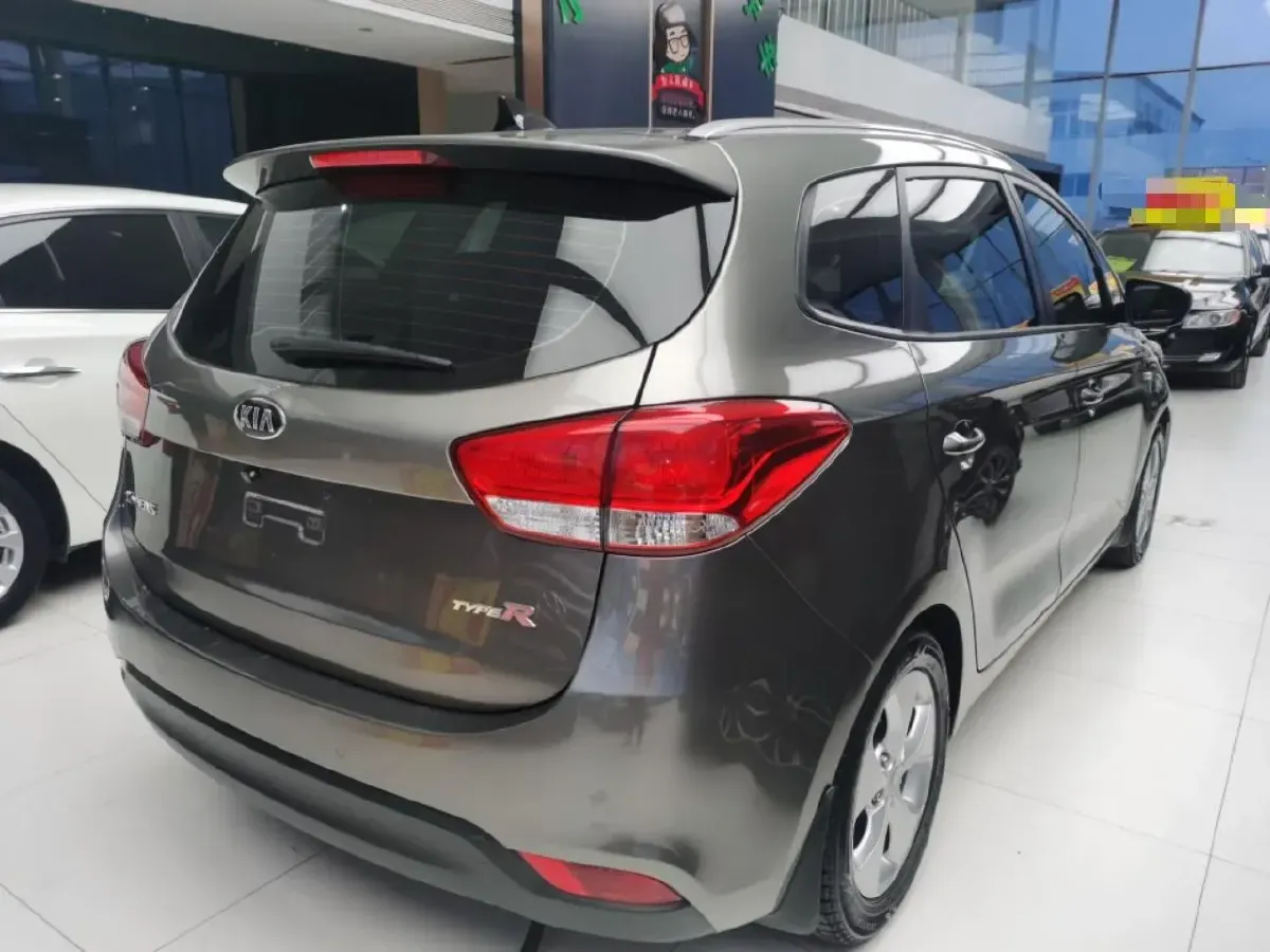 2013 Kia Carens 2.0L 152HP L4 6AT,autocango,china used car exporter,china ev exporter,chinese used car exporter,chinese used ev exporter