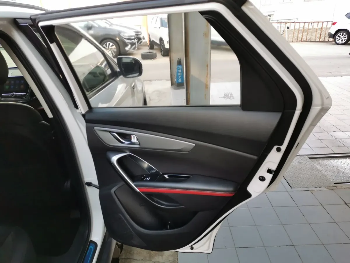 2017 ChangAn CS55 1.5T 156HP L4 6MT,autocango,china used car exporter,china ev exporter,chinese used car exporter,chinese used ev exporter