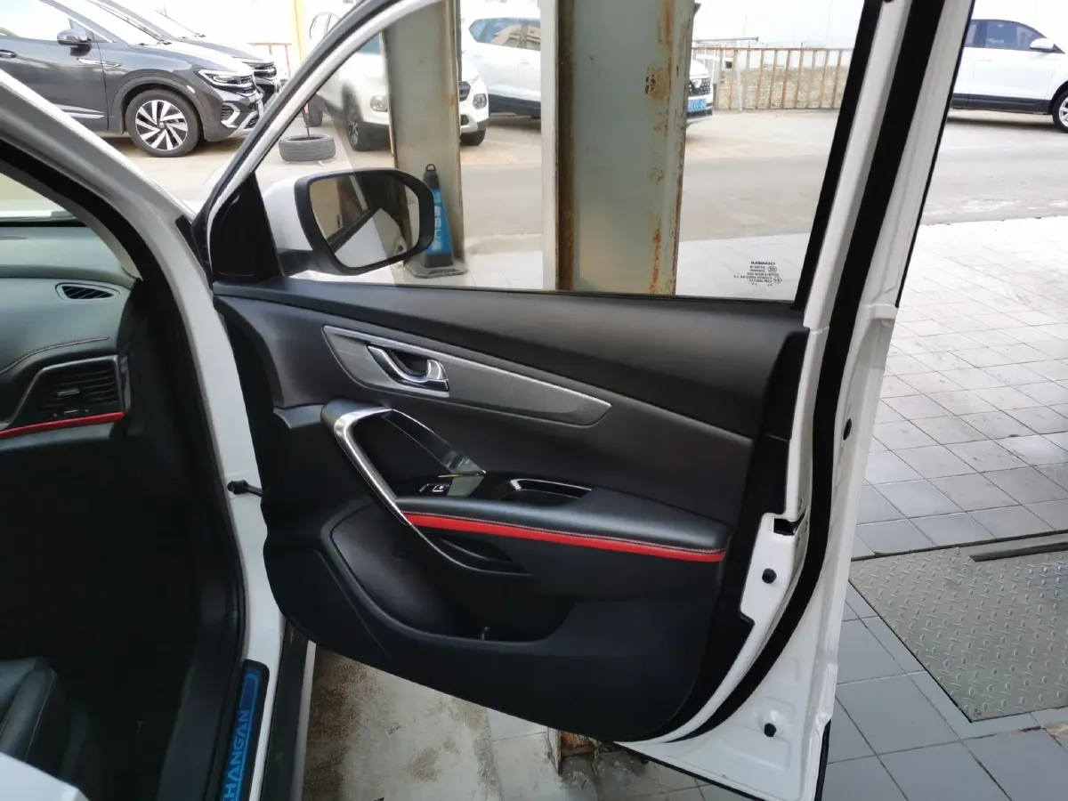 2017 ChangAn CS55 1.5T 156HP L4 6MT,autocango,china used car exporter,china ev exporter,chinese used car exporter,chinese used ev exporter