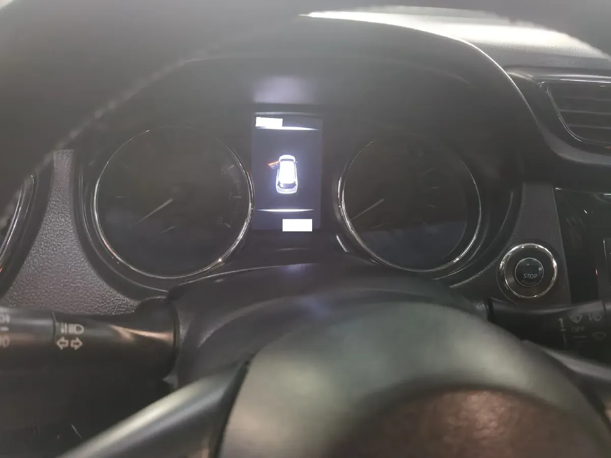 2017 Nissan X-Trail 2.0L 150HP L4 CVT,autocango,china used car exporter,china ev exporter,chinese used car exporter,chinese used ev exporter