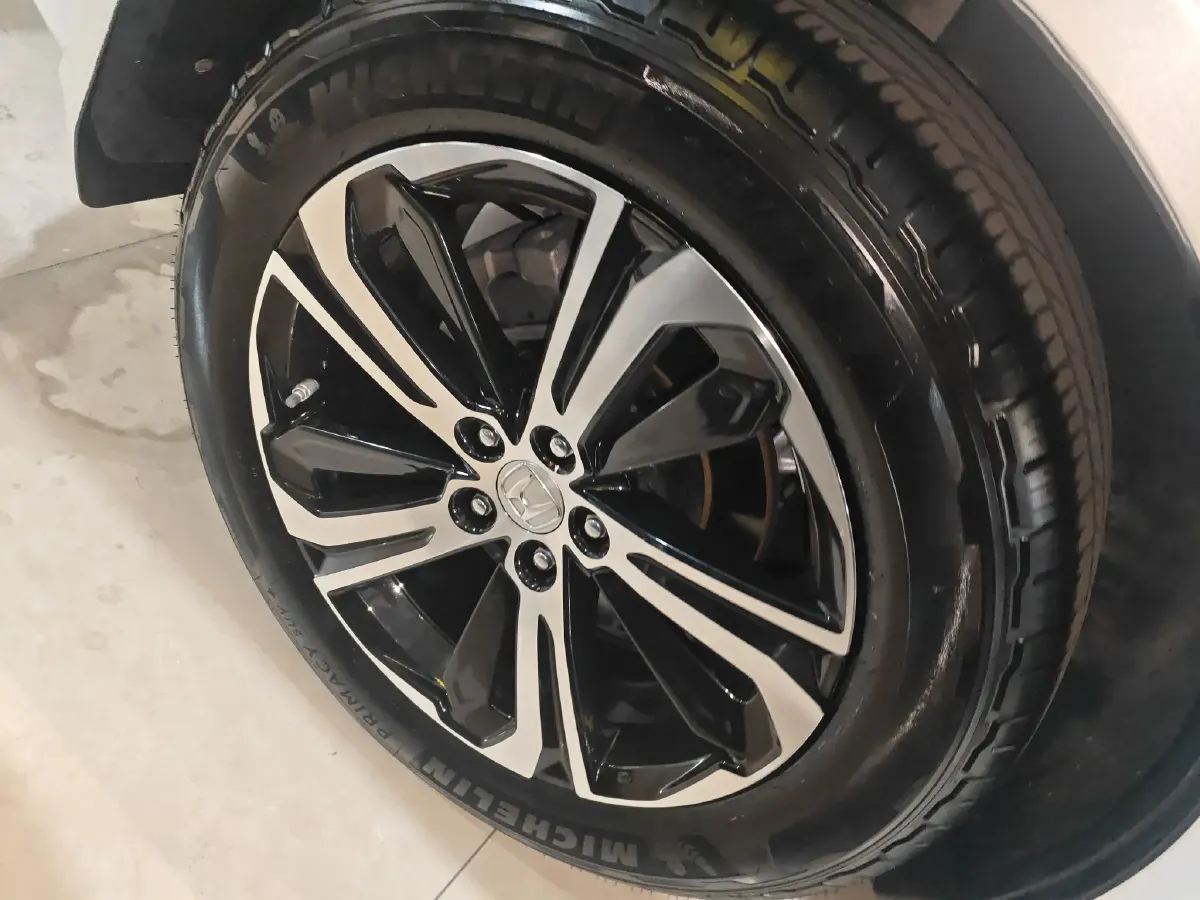 2017 Honda UR-V 2.0T 272HP L4 9AT,autocango,china used car exporter,china ev exporter,chinese used car exporter,chinese used ev exporter