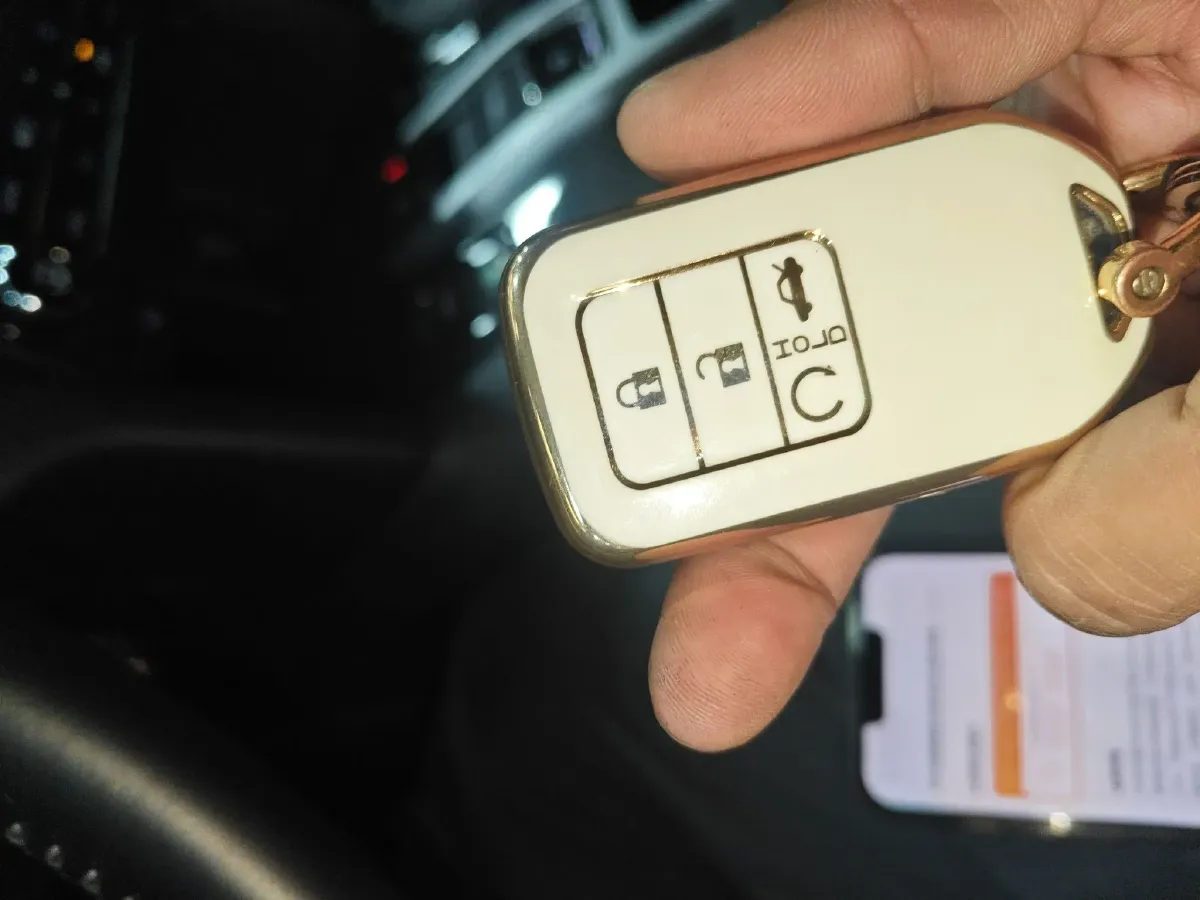 2017 Honda UR-V 2.0T 272HP L4 9AT,autocango,china used car exporter,china ev exporter,chinese used car exporter,chinese used ev exporter