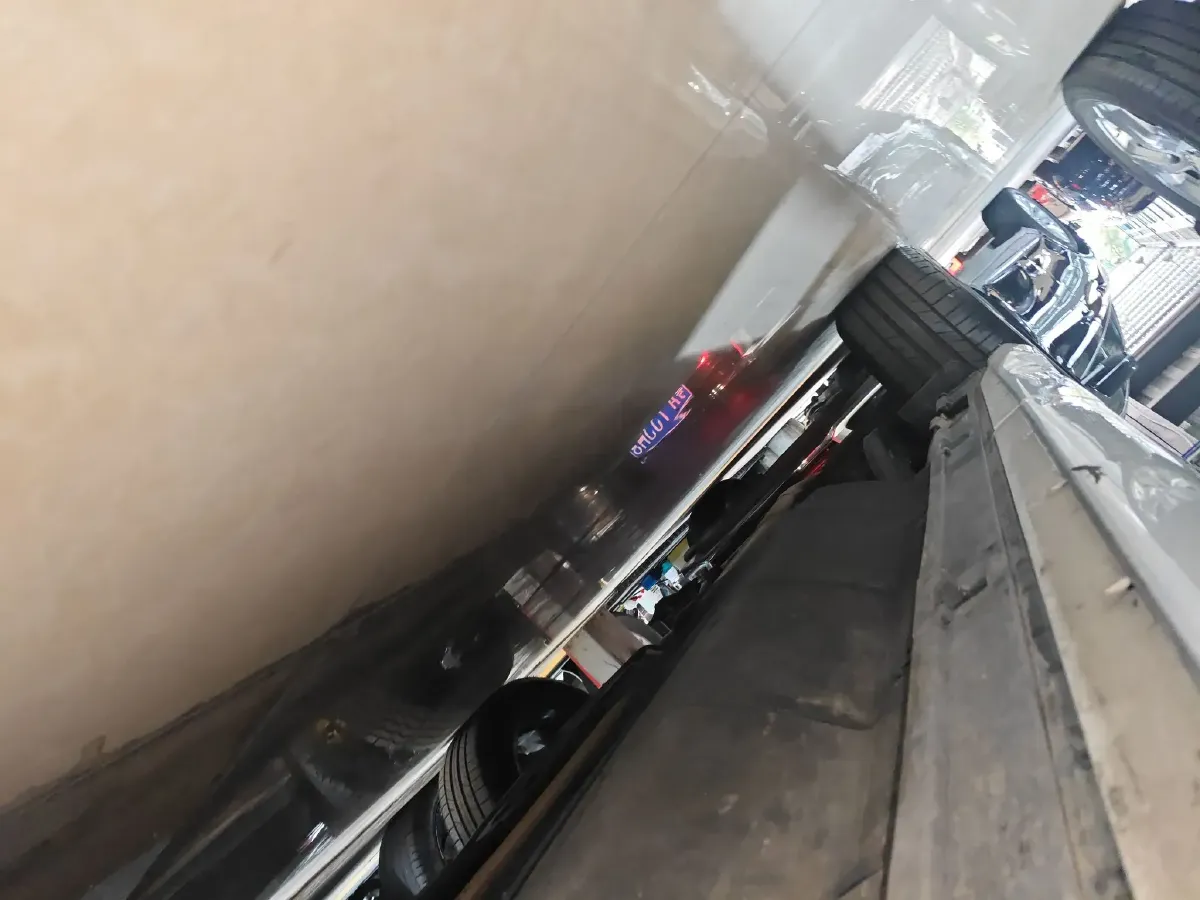 2017 Honda UR-V 2.0T 272HP L4 9AT,autocango,china used car exporter,china ev exporter,chinese used car exporter,chinese used ev exporter