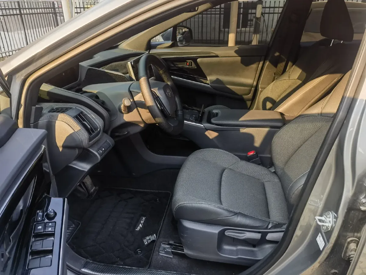 2024 Toyota BZ4X BEV 66.7KWH,autocango,china used car exporter,china ev exporter,chinese used car exporter,chinese used ev exporter