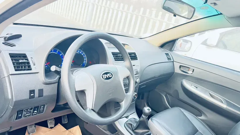 2012 BYD L3 1.5L 109HP L4 5MT,autocango,china used car exporter,china ev exporter,chinese used car exporter,chinese used ev exporter