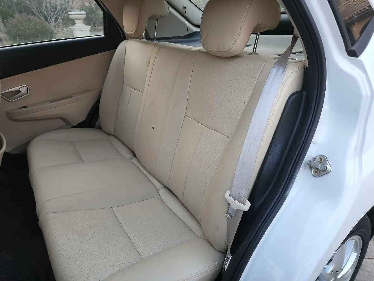 2015 Chery Fulwin 2 1.5L 109HP L4 5MT,autocango,china used car exporter,china ev exporter,chinese used car exporter,chinese used ev exporter