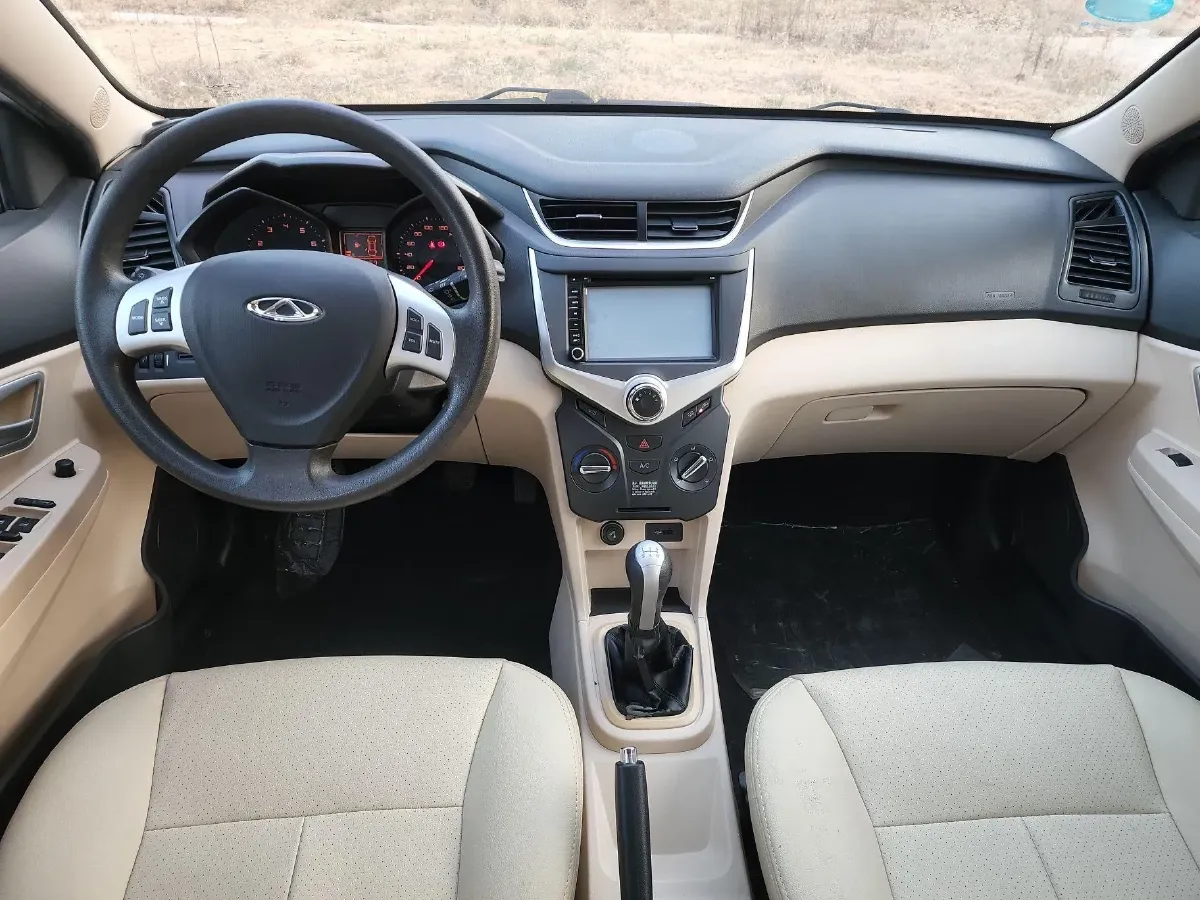 2015 Chery Fulwin 2 1.5L 109HP L4 5MT,autocango,china used car exporter,china ev exporter,chinese used car exporter,chinese used ev exporter