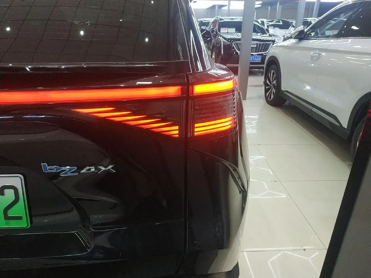 2024 Toyota BZ4X BEV 66.7KWH,autocango,china used car exporter,china ev exporter,chinese used car exporter,chinese used ev exporter