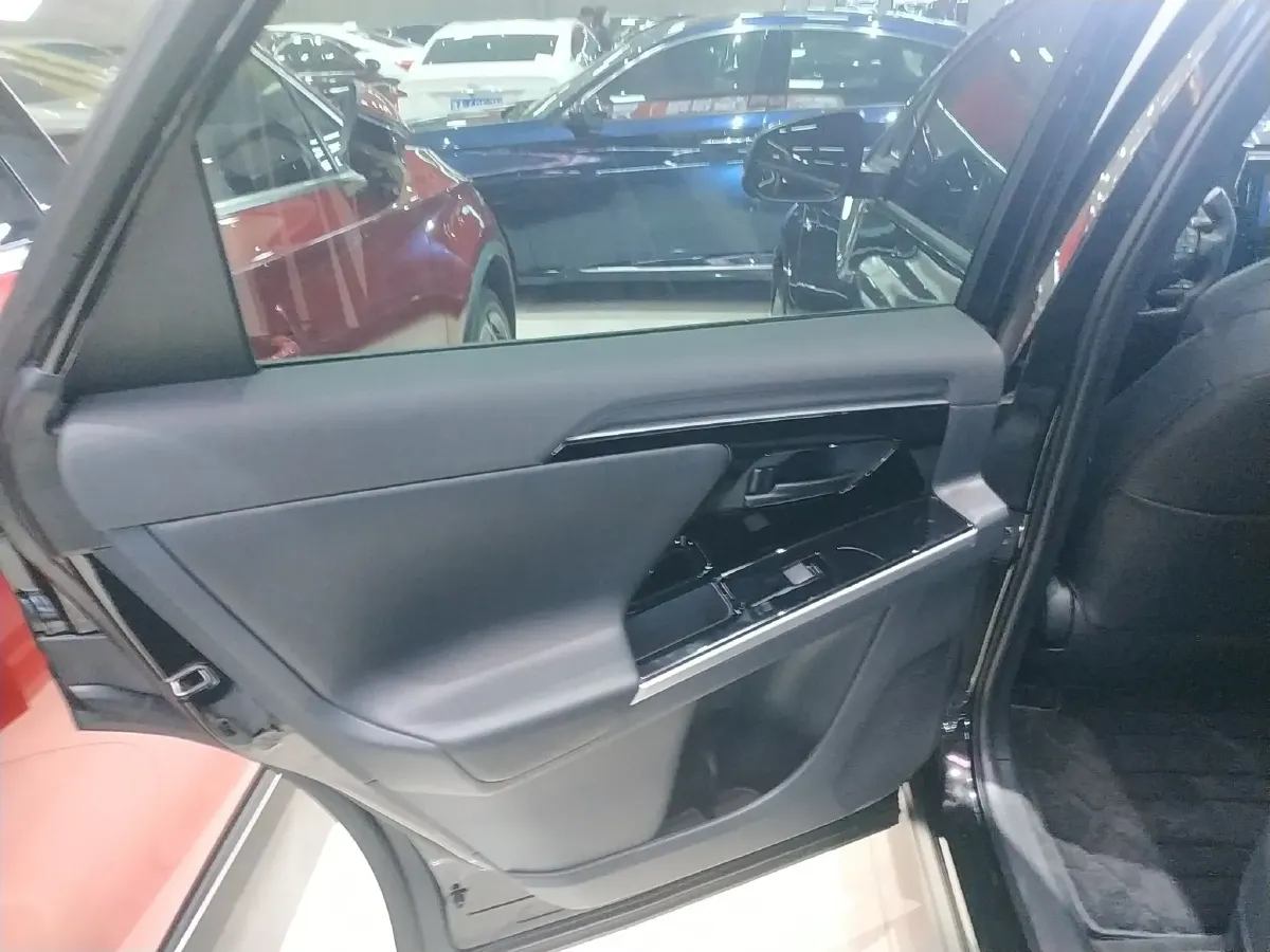 2024 Toyota BZ4X BEV 66.7KWH,autocango,china used car exporter,china ev exporter,chinese used car exporter,chinese used ev exporter