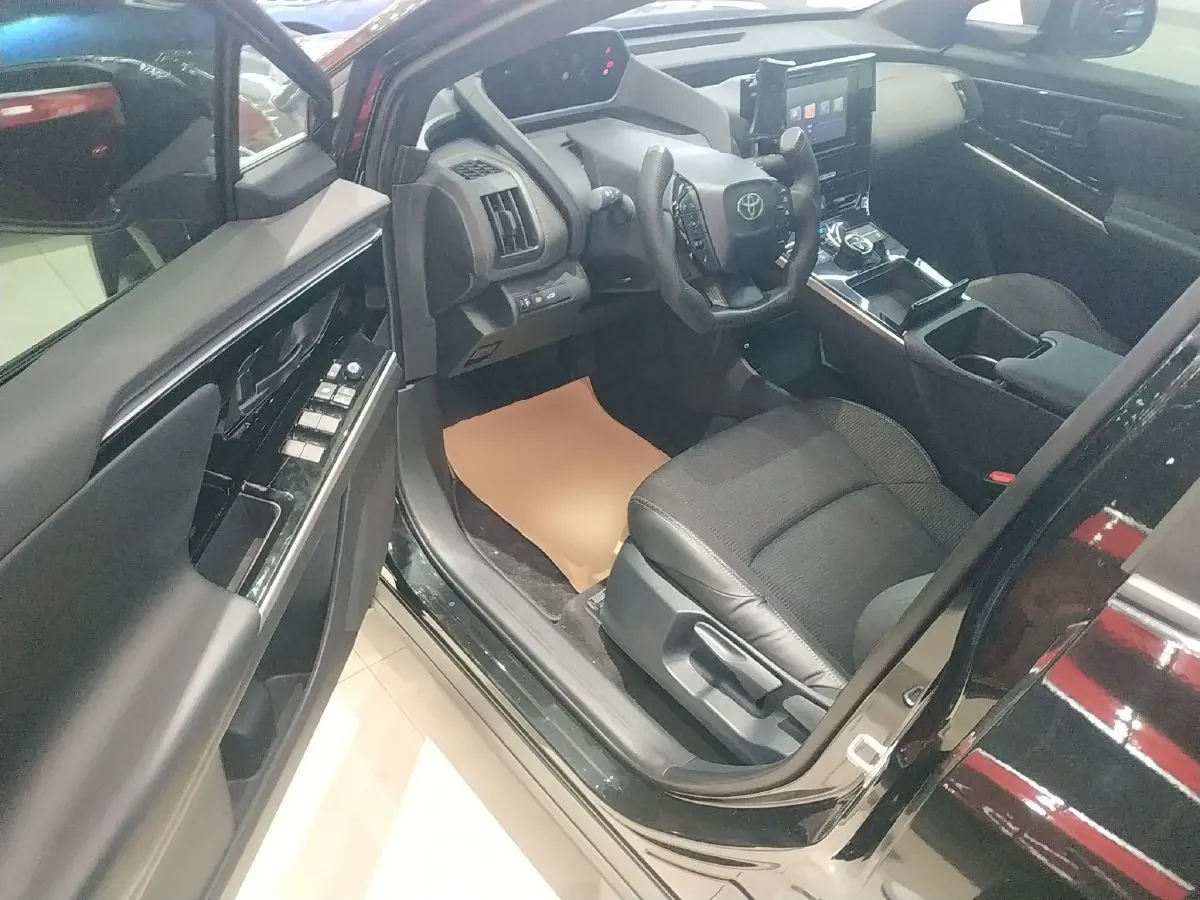 2024 Toyota BZ4X BEV 66.7KWH,autocango,china used car exporter,china ev exporter,chinese used car exporter,chinese used ev exporter