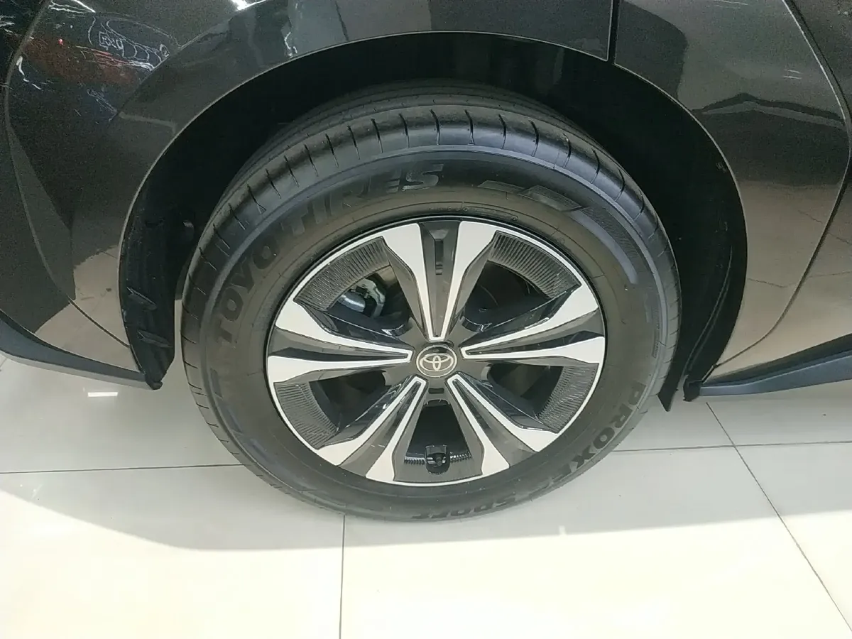 2024 Toyota BZ4X BEV 66.7KWH,autocango,china used car exporter,china ev exporter,chinese used car exporter,chinese used ev exporter