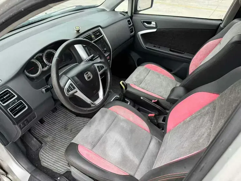 2014 Suzuki Liana A6 1.4L 101HP L4 5MT,autocango,china used car exporter,china ev exporter,chinese used car exporter,chinese used ev exporter