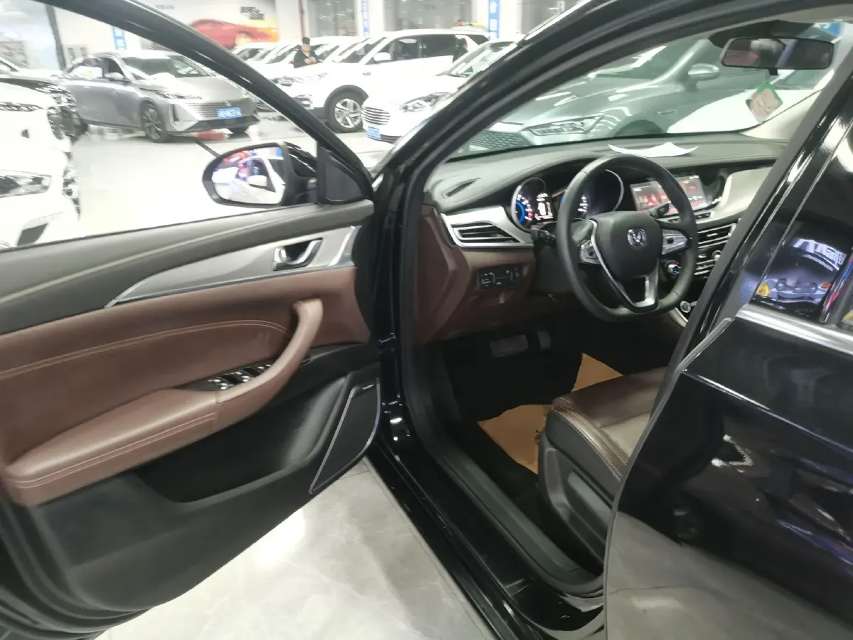 2018 ChangAn Eado 1.6L 128HP L4 6AT,autocango,china used car exporter,china ev exporter,chinese used car exporter,chinese used ev exporter