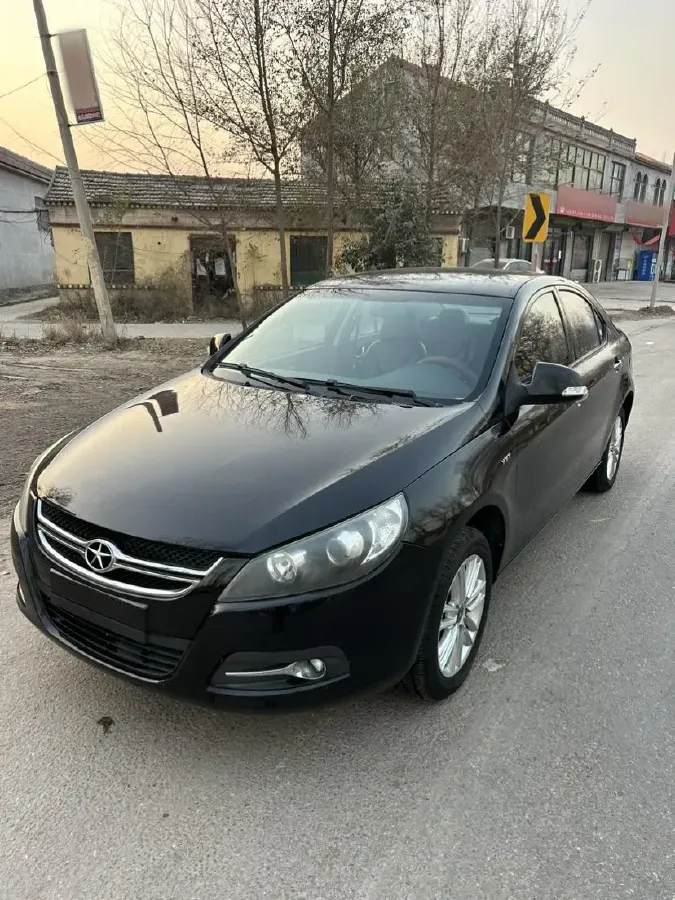 2012 JAC HeYue 1.5L 113HP L4 5MT,autocango,china used car exporter,china ev exporter,chinese used car exporter,chinese used ev exporter