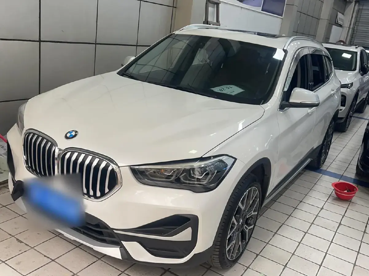 2021 BMW X1 2.0T 192HP L4 8AT