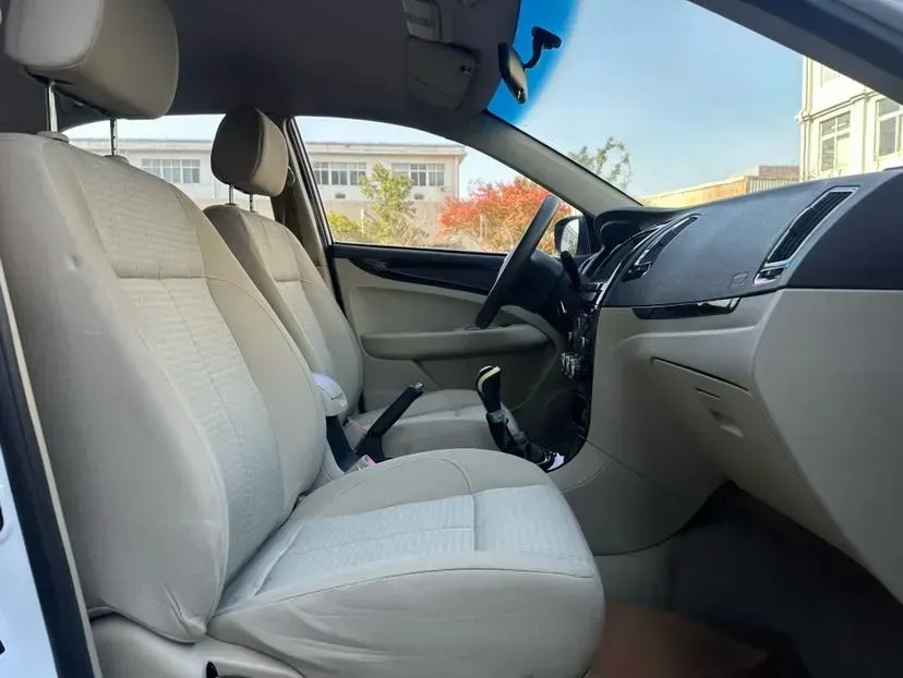 2012 Geely GC7 1.8L 139HP L4 5MT,autocango,china used car exporter,china ev exporter,chinese used car exporter,chinese used ev exporter