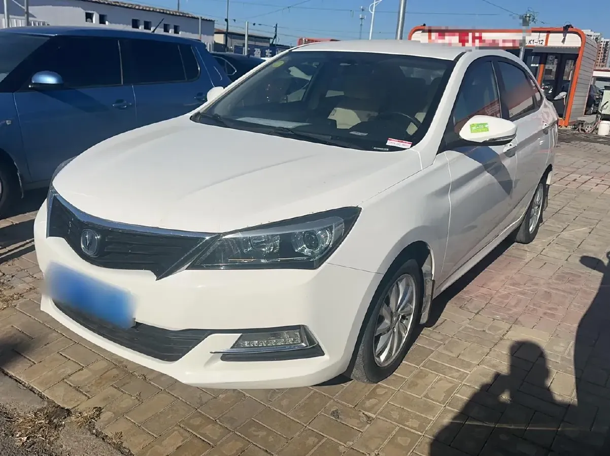 2016 ChangAn Alsvin V7 1.6L 124HP L4 5MT,autocango,china used car exporter,china ev exporter,chinese used car exporter,chinese used ev exporter