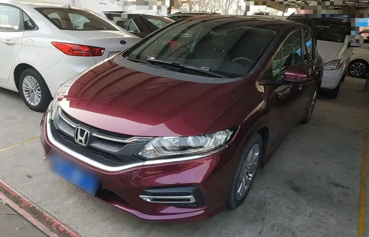2017 Honda Jade 1.8L 141HP L4 5AT,autocango,china used car exporter,china ev exporter,chinese used car exporter,chinese used ev exporter