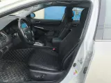 2015 Toyota Camry 2.0L 167HP L4 6AT,autocango,china used car exporter,china ev exporter,chinese used car exporter,chinese used ev exporter