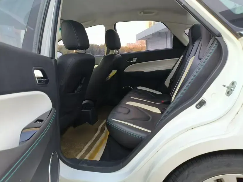 2019 JAC iEV7 BEV 35.2KWH,autocango,china used car exporter,china ev exporter,chinese used car exporter,chinese used ev exporter