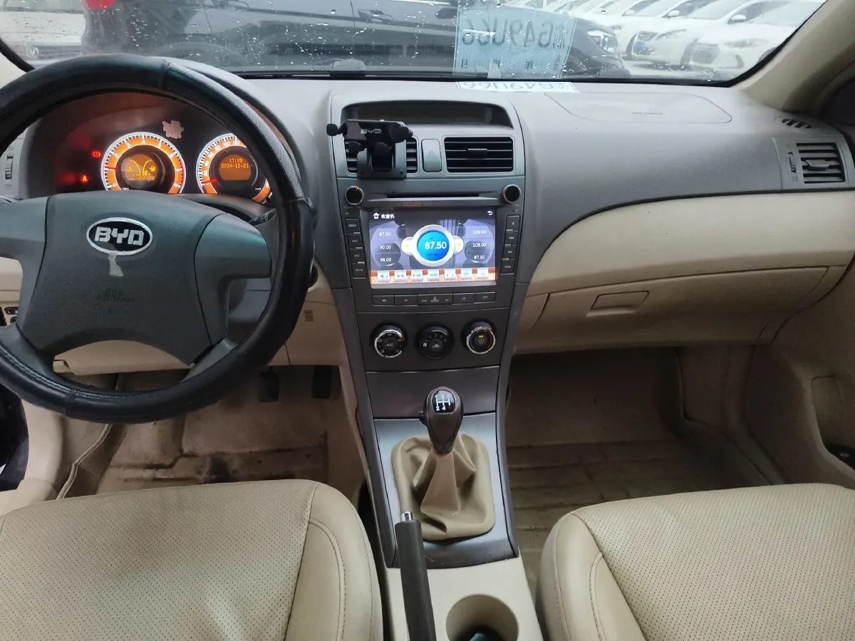 2012 BYD L3 1.5L 109HP L4 5MT,autocango,china used car exporter,china ev exporter,chinese used car exporter,chinese used ev exporter